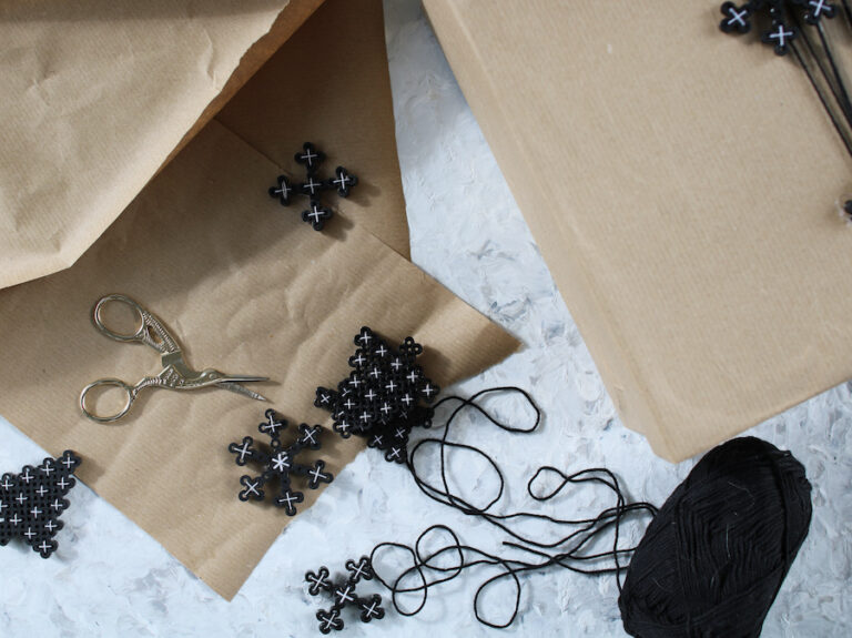 Gaveindpakning: 4 ideer til en flot indpakning - Hobbyskuffen